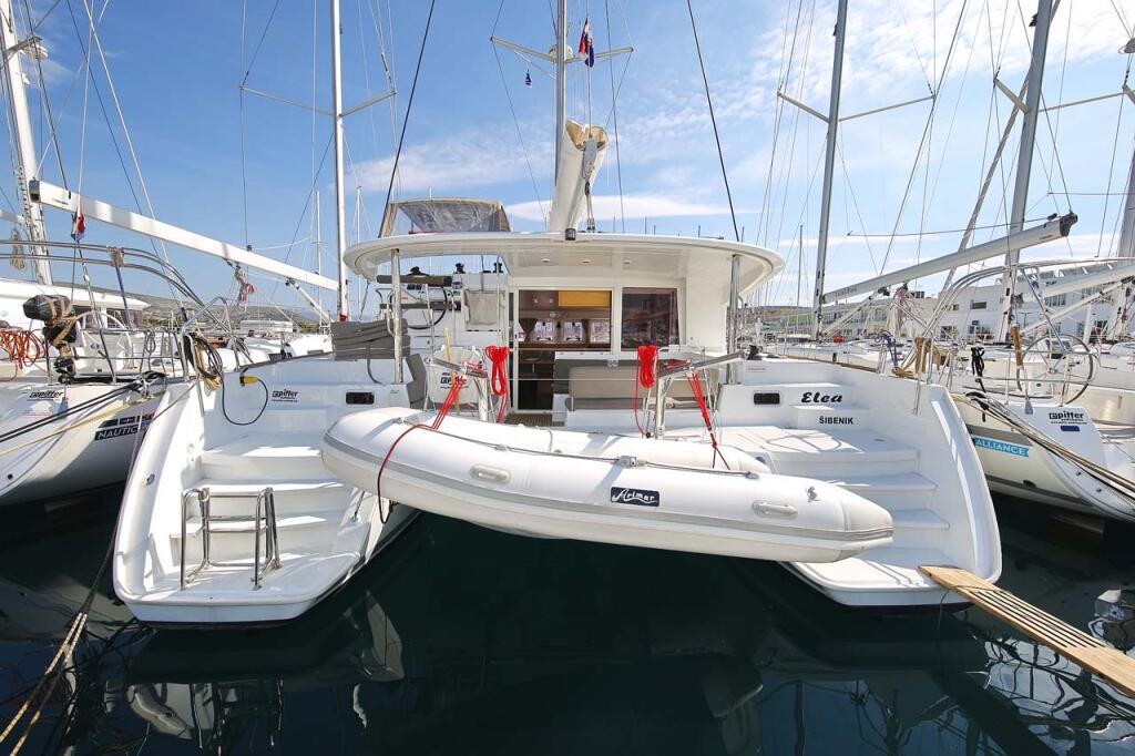 Catamaran 