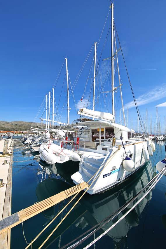 Catamaran 