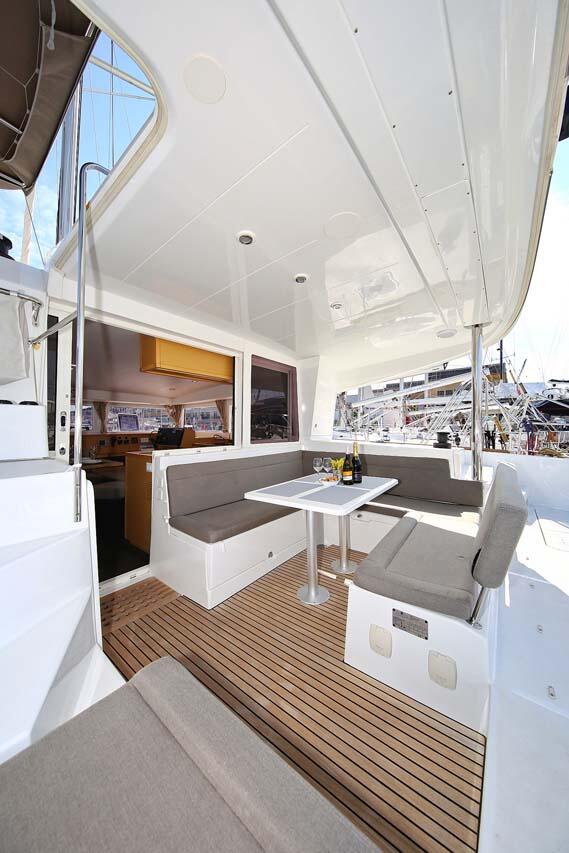 Catamaran 