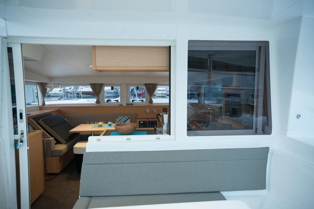 Catamaran 