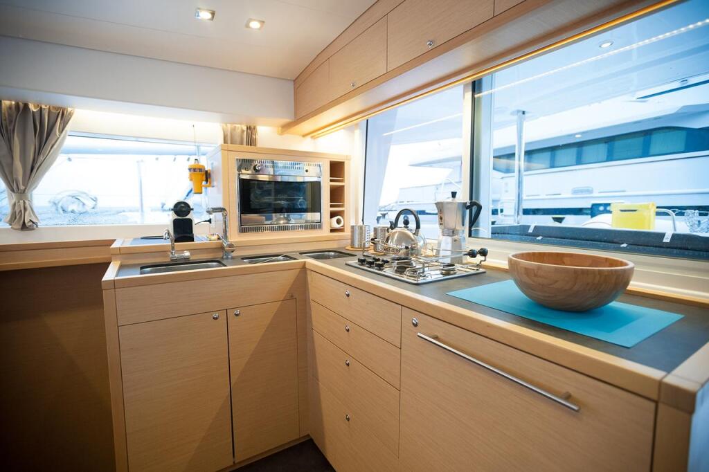 Catamaran 