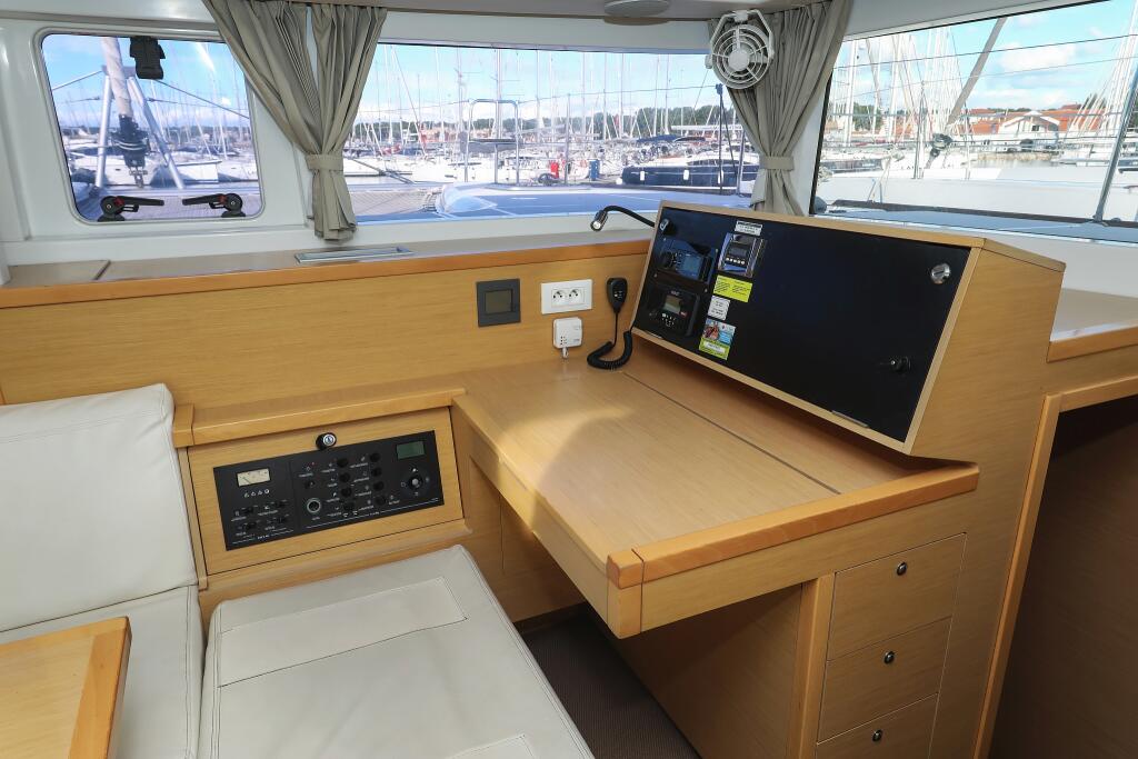 Catamaran 
