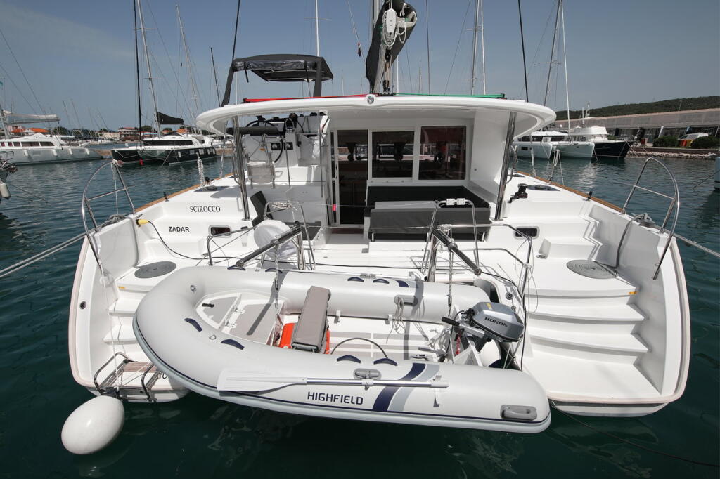 Catamaran 