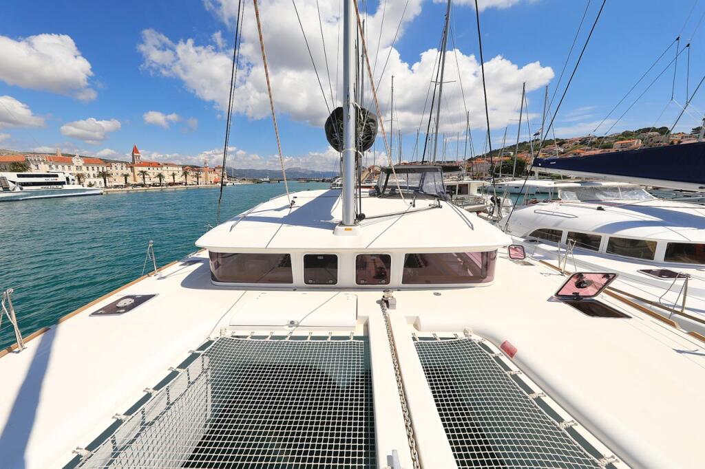 Catamaran 