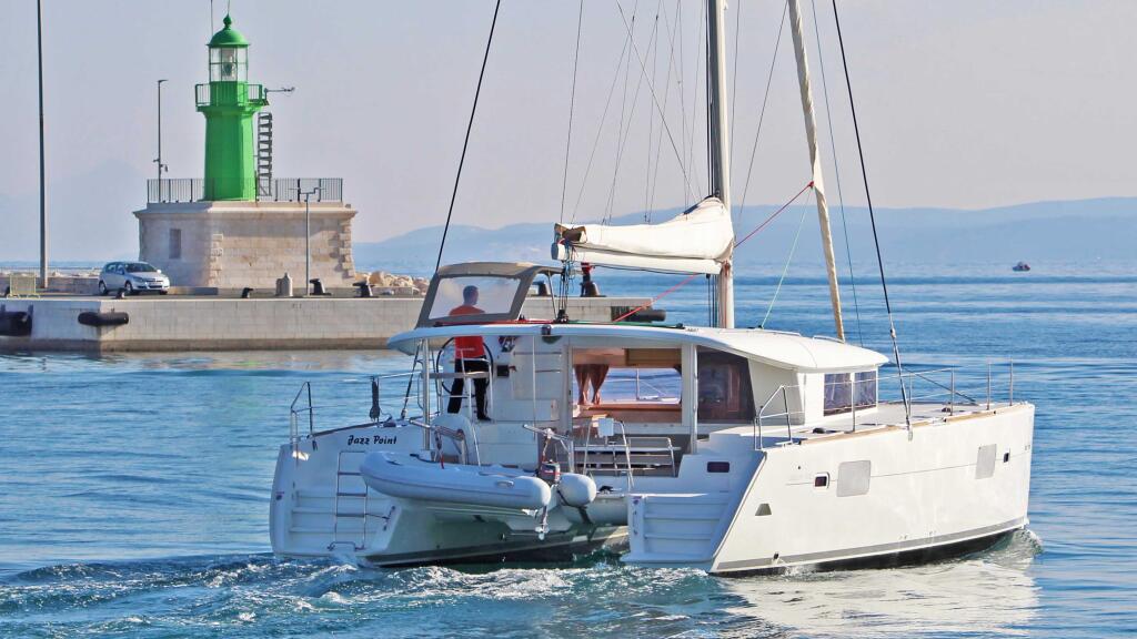 Catamaran 