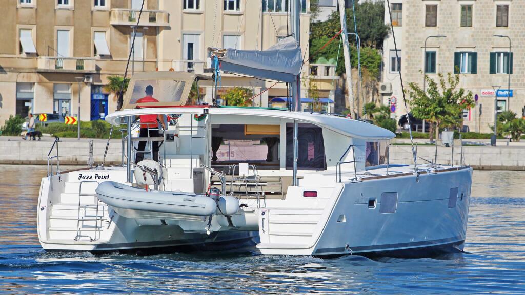Catamaran 