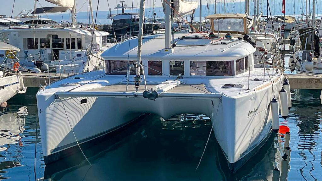 Catamaran 