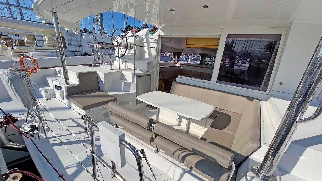 Catamaran 