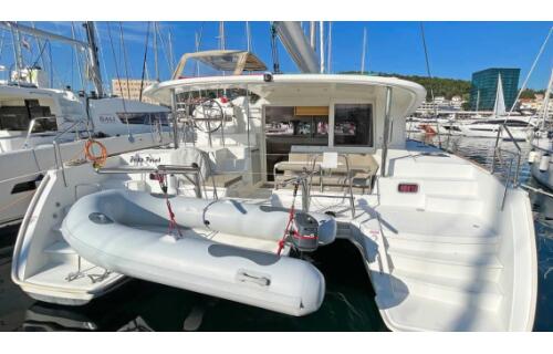 Catamaran 