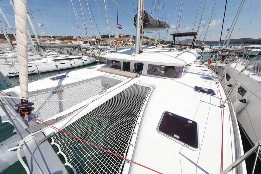 Catamaran 