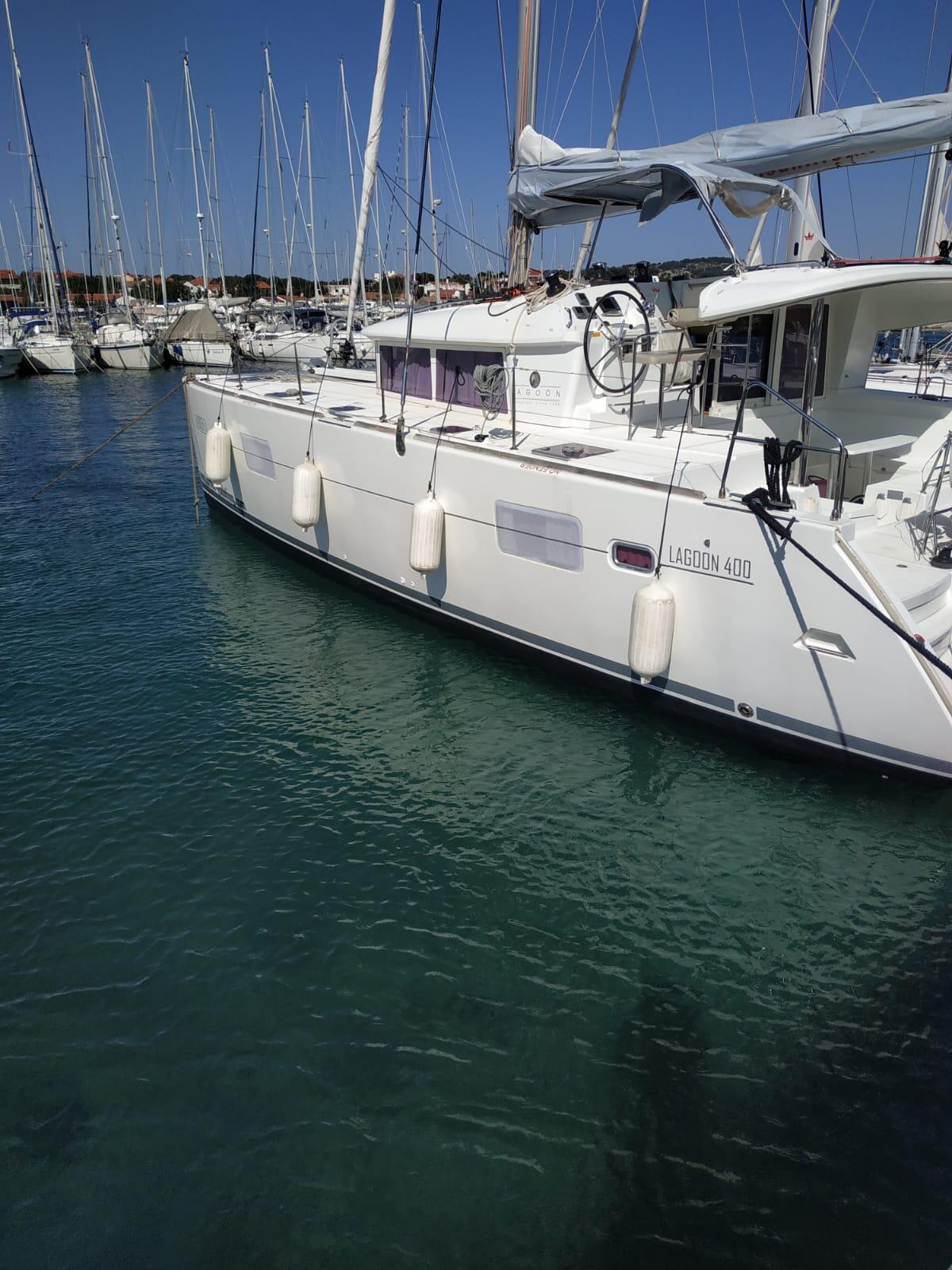 Catamaran 