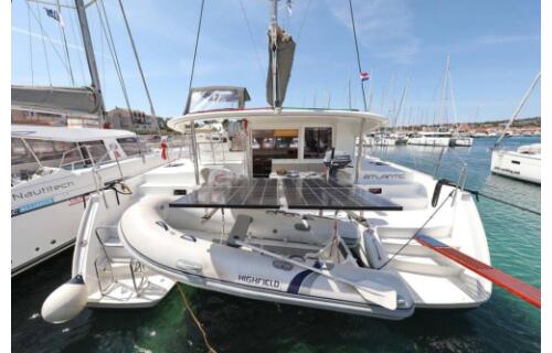 Catamaran 