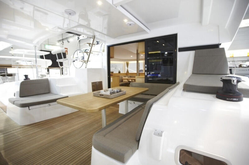 Catamaran 