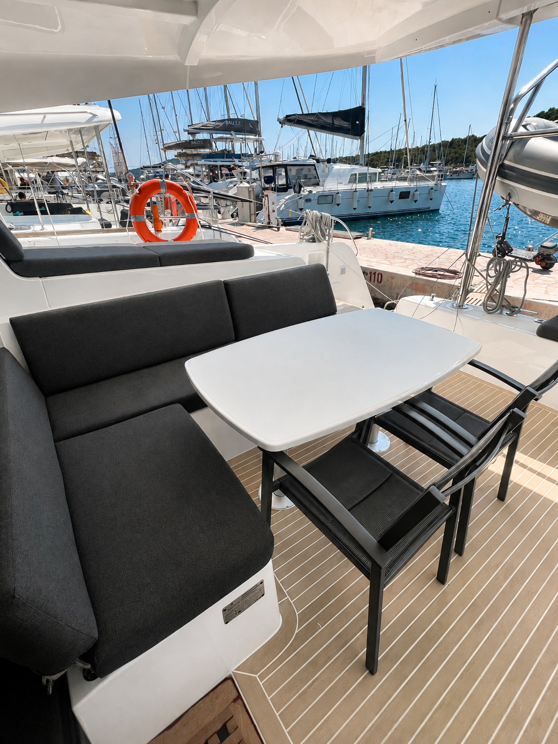 Catamaran 