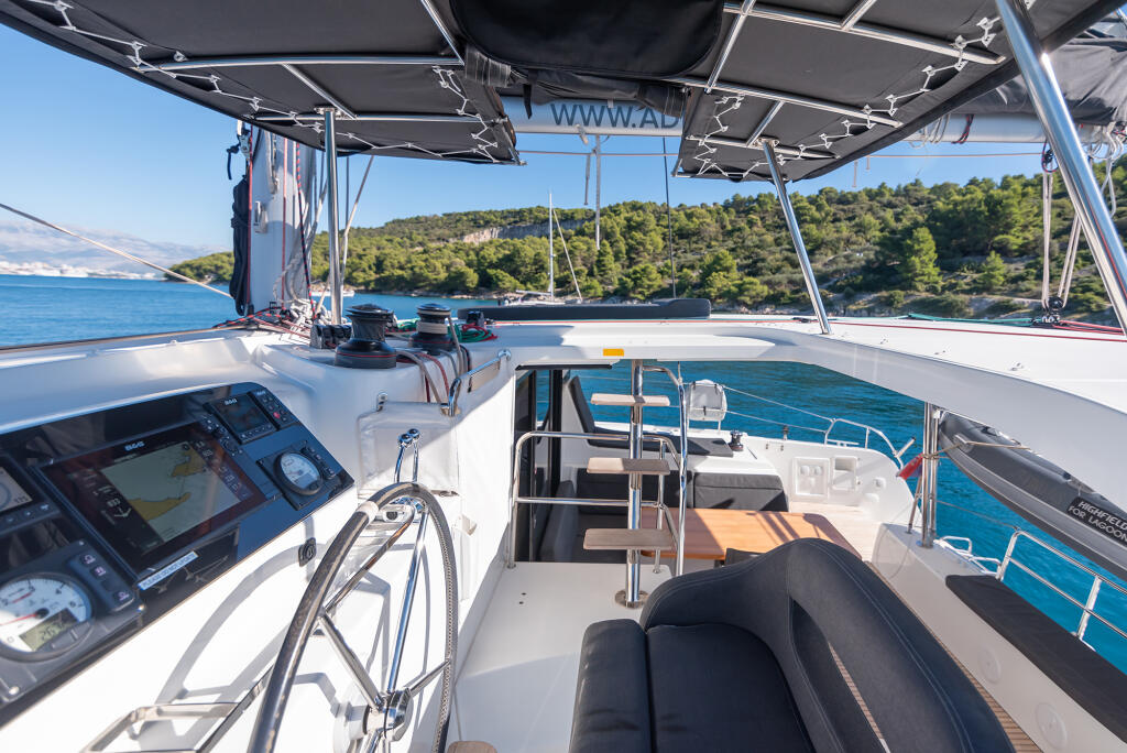 Catamaran 