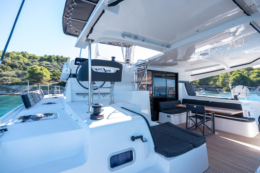 Catamaran 