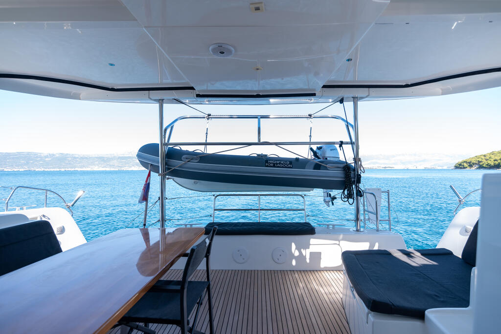 Catamaran 