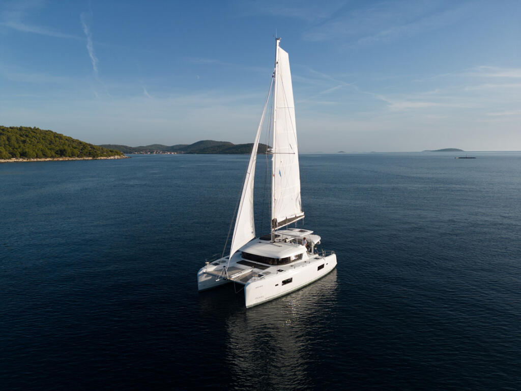 Catamaran 