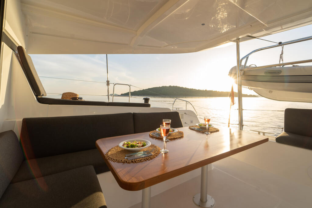 Catamaran 