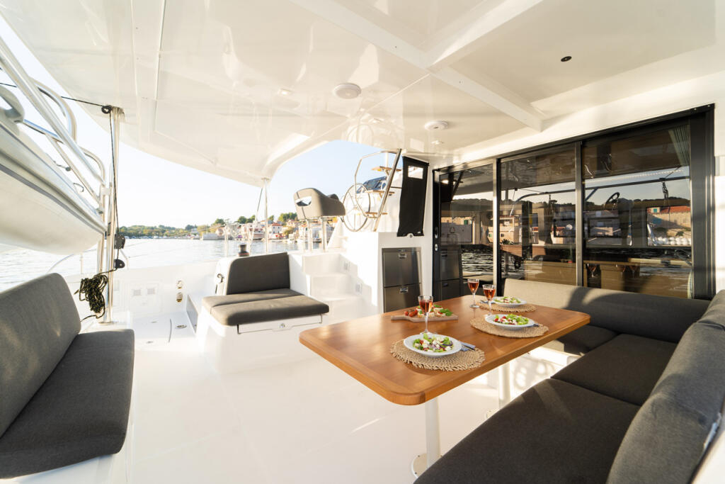 Catamaran 