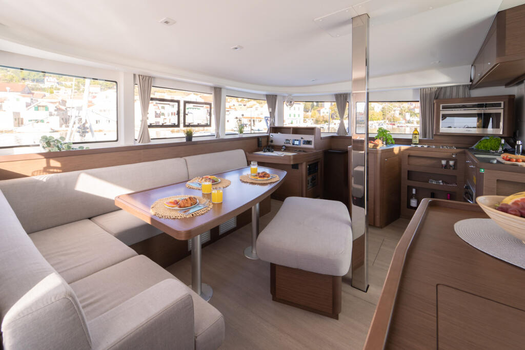 Catamaran 
