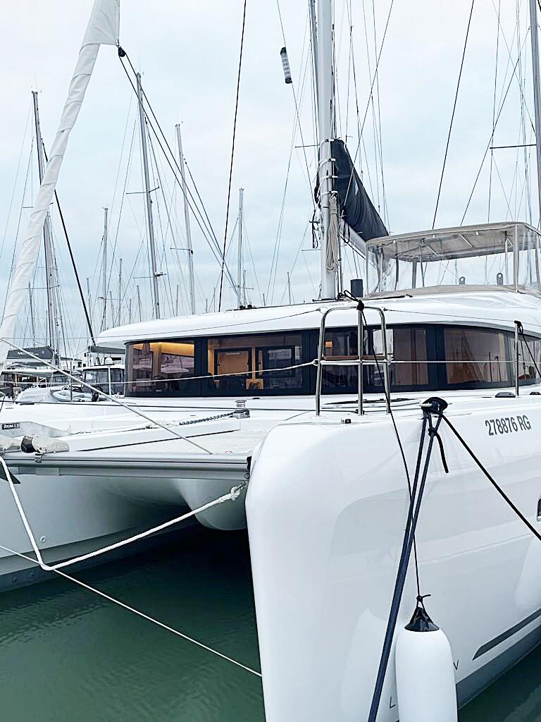 Catamaran 