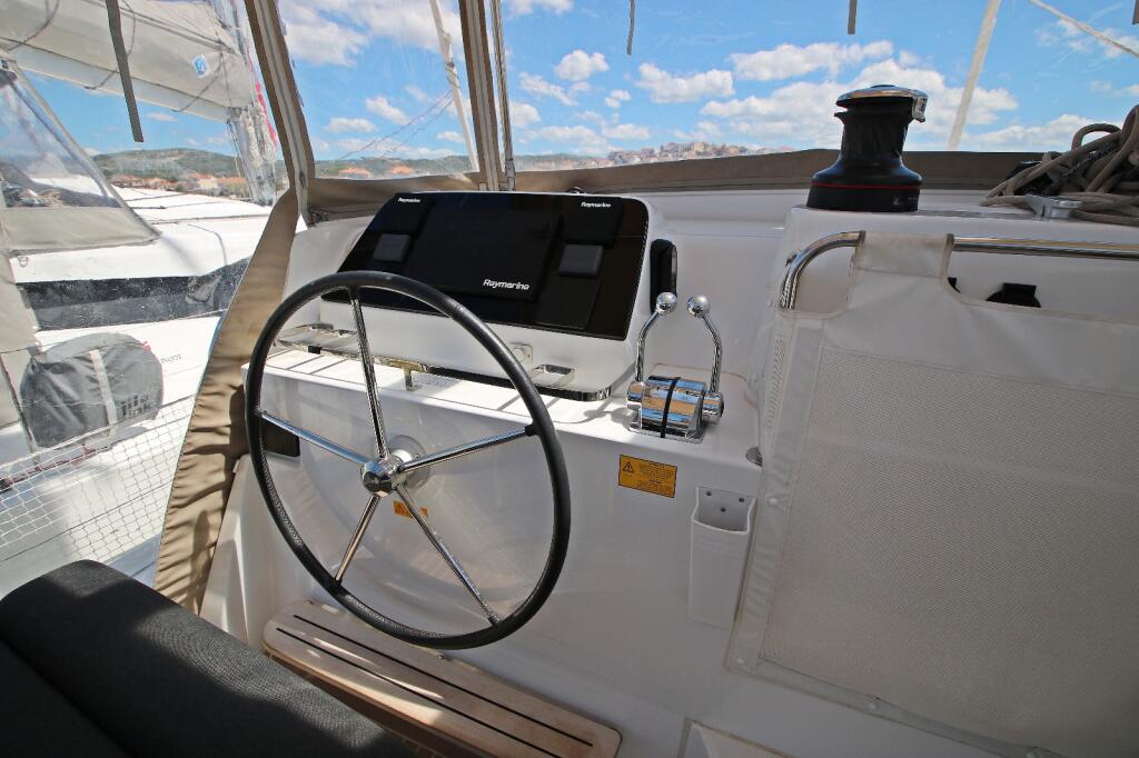 Catamaran 