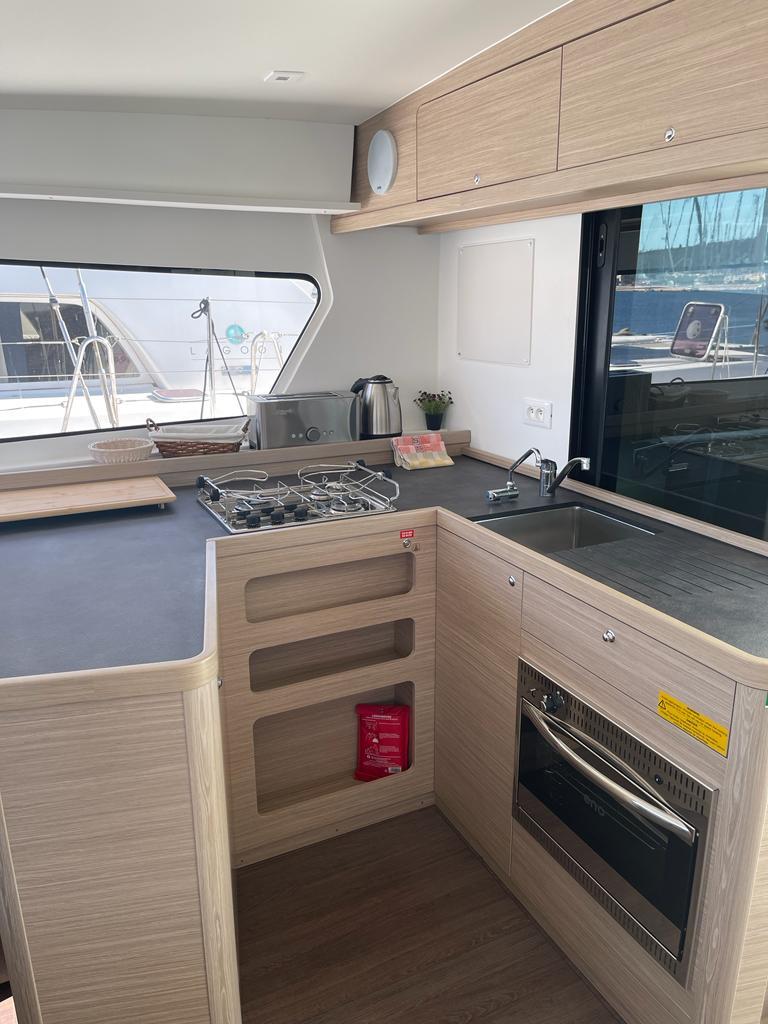 Catamaran 