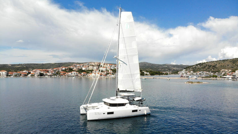 Catamaran 