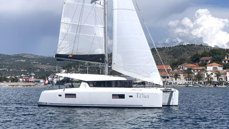 Catamaran 