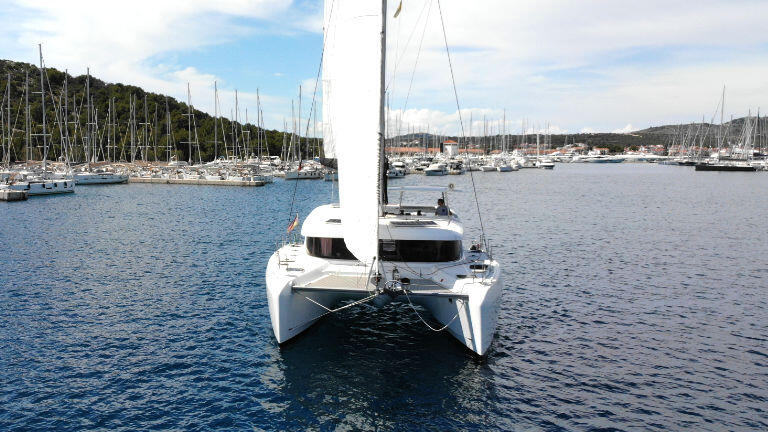 Catamaran 