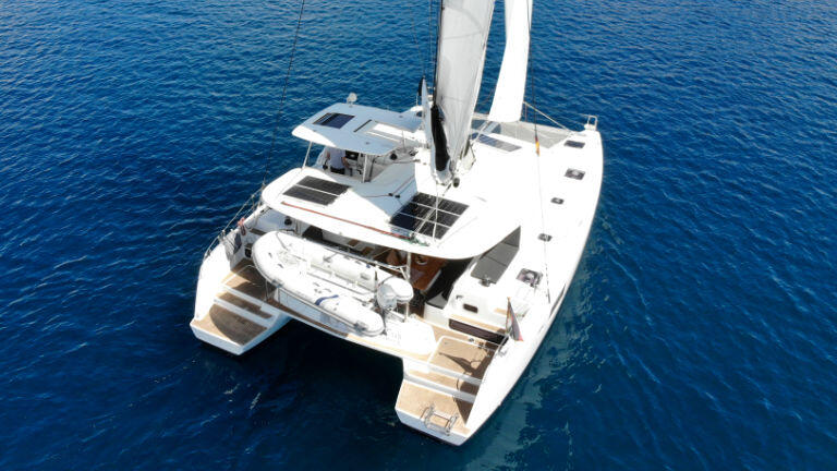 Catamaran 