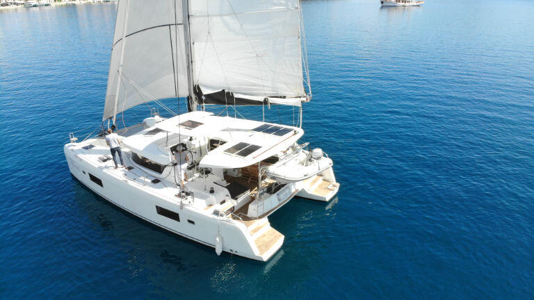 Catamaran 