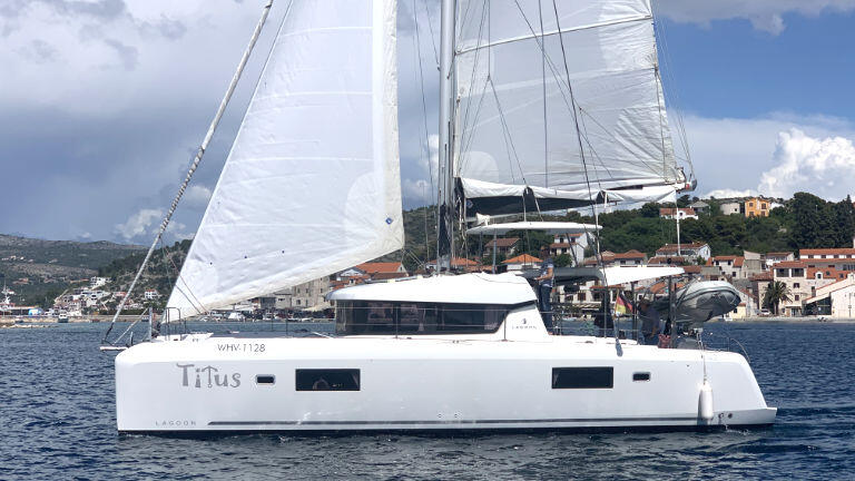 Catamaran 