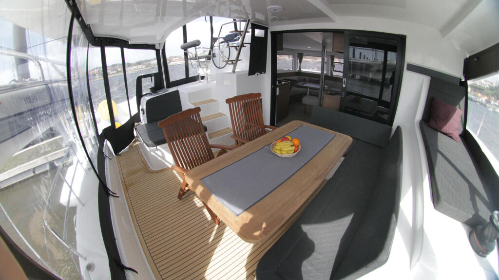 Catamaran 
