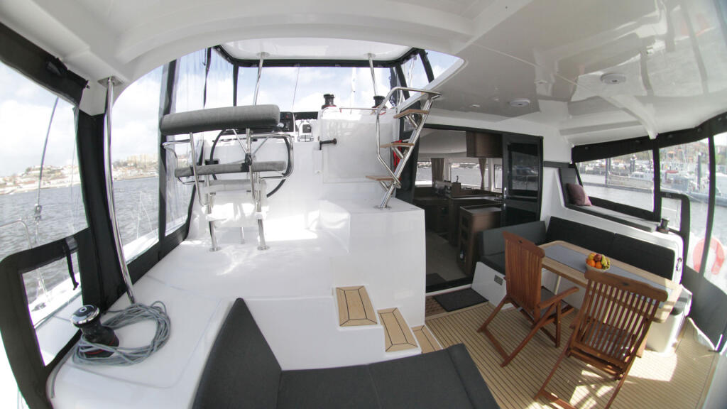 Catamaran 