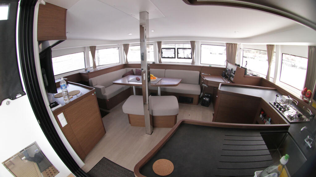 Catamaran 