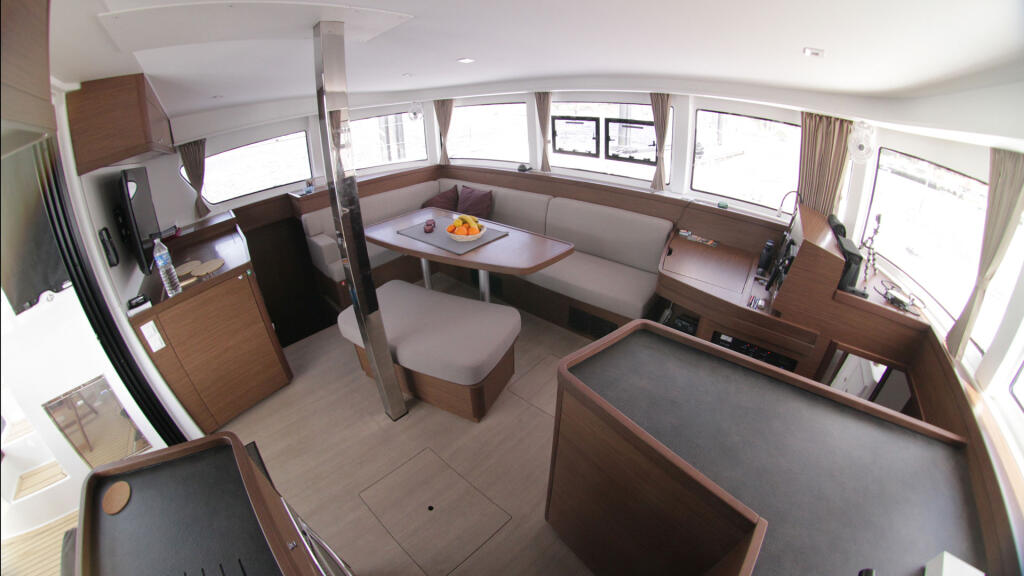 Catamaran 