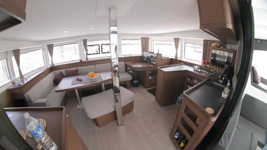 Catamaran 