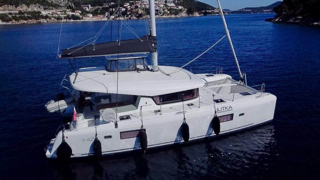 Catamaran 