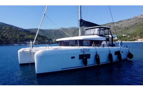 Catamaran 