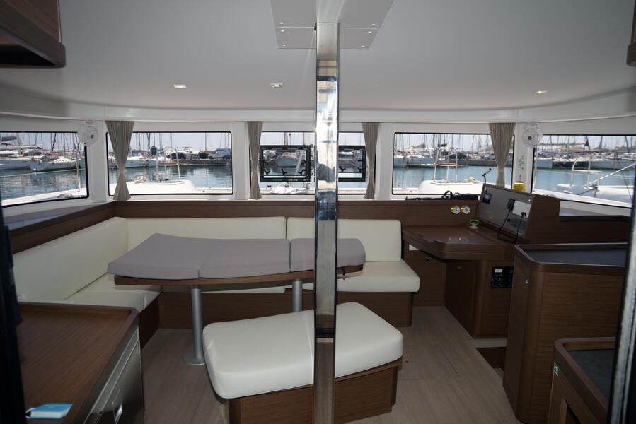 Catamaran 