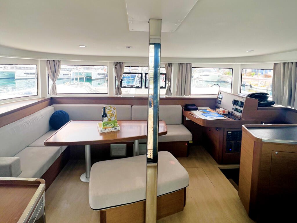 Catamaran 
