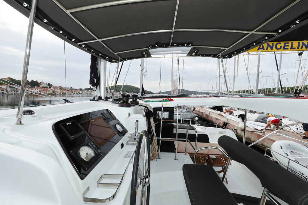 Catamaran 