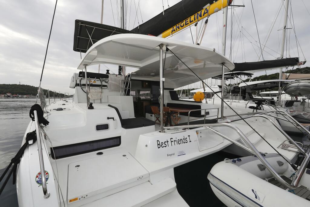 Catamaran 