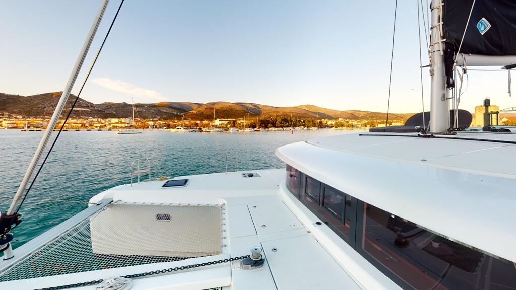 Catamaran 