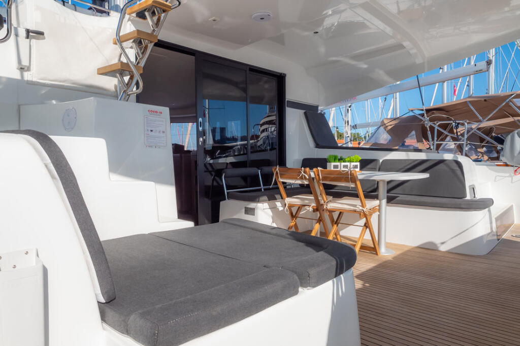 Catamaran 