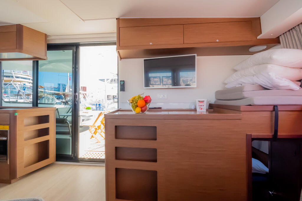 Catamaran 