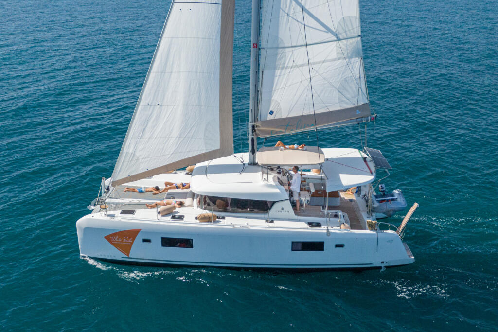 Catamaran 