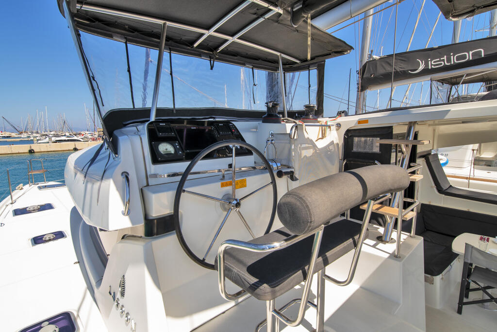 Catamaran 
